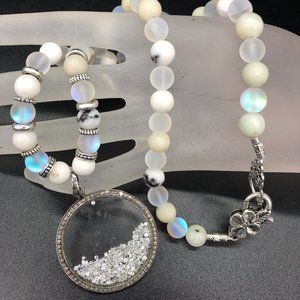 Necklace - Diamond Round Zircon, White Picasso Agate, Aura Crystals